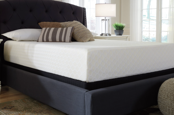 Memory Foam Queen 12  Mattress on Sale