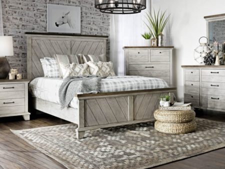 Bear Creek 4-Piece Queen Set (Q Bed NS Dresser Mir) Hot on Sale